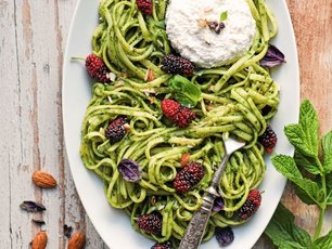 Keçi Peynirli Yeşil Linguine