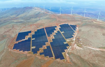 ahrefindexpolatenerjiclasstkktLnktargetblankPolatEnerjiadenDepolamaveHibritEnerjiSistemlerineYatırım