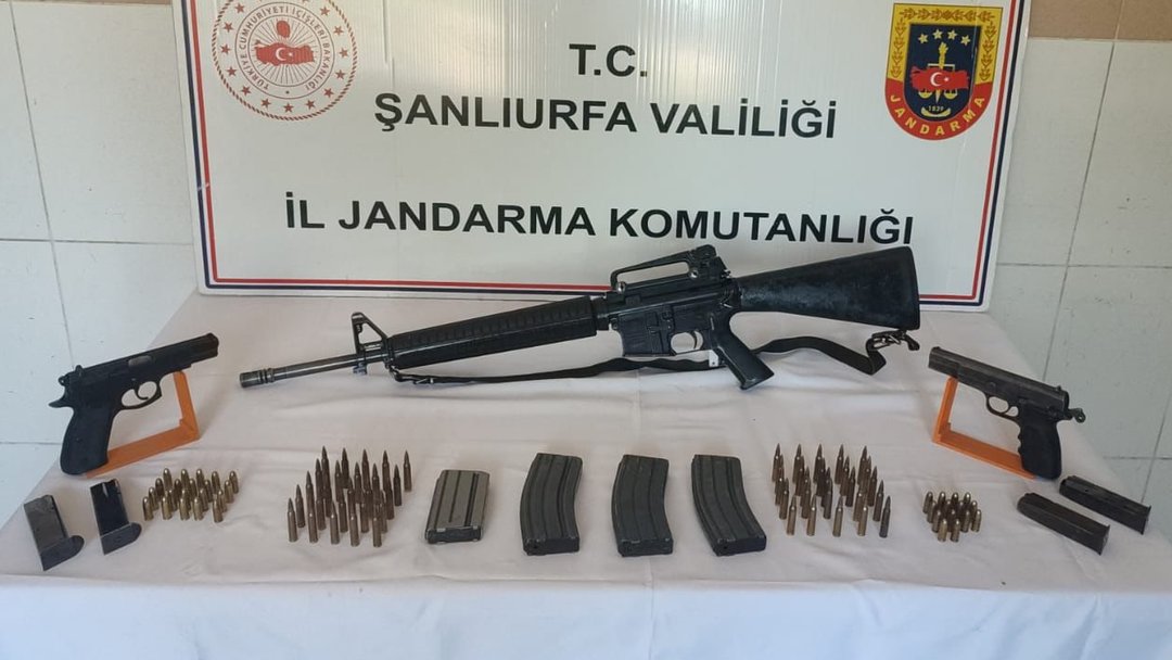 SİLAH KAÇAKÇILARINA OPERASYON