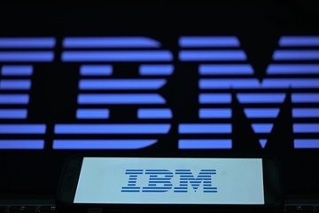 IBM’in geliri üçüncü çeyrekte arttı