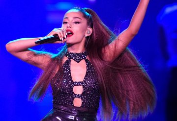 Ariana Grandeden Grammyye tepki!