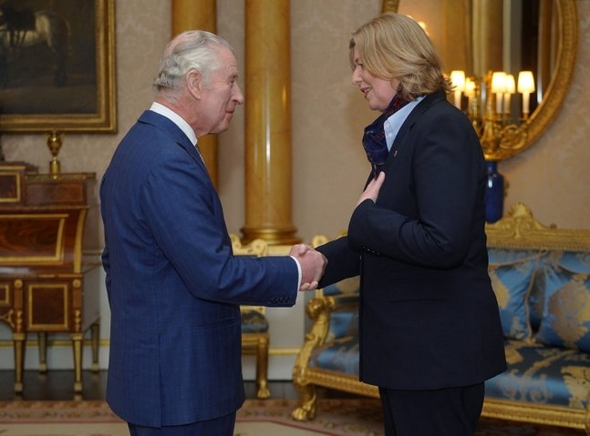 King welcomes president of German parliament to Buckingham Palace