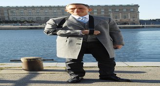 Daniel Craig 25. Bond filmi setinde yaralandı