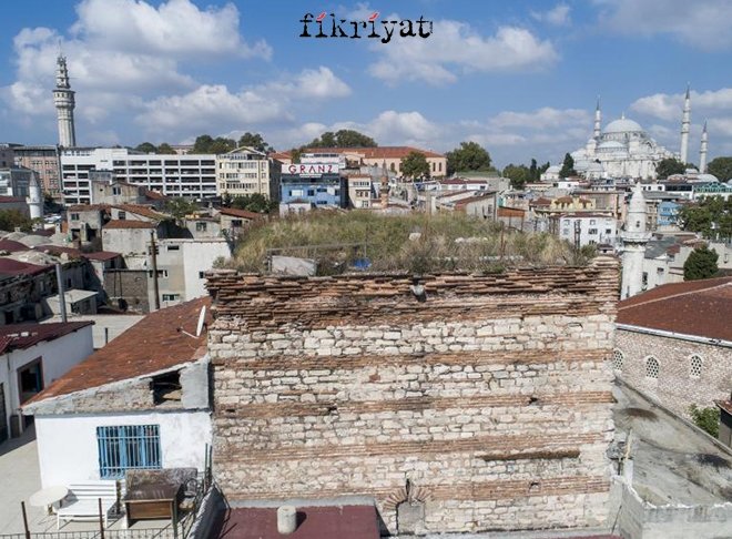 Zengin bir mutfak aynı zamanda