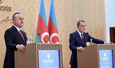 Turkish, Azerbaijani foreign ministers discuss bilateral ties