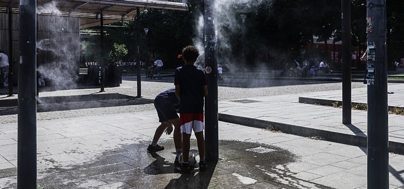 FRANCE RECORDS AROUND 1,000 EXCESS DEATHS IN 5 DAYS AS HEAT WAVE TOLL RISES