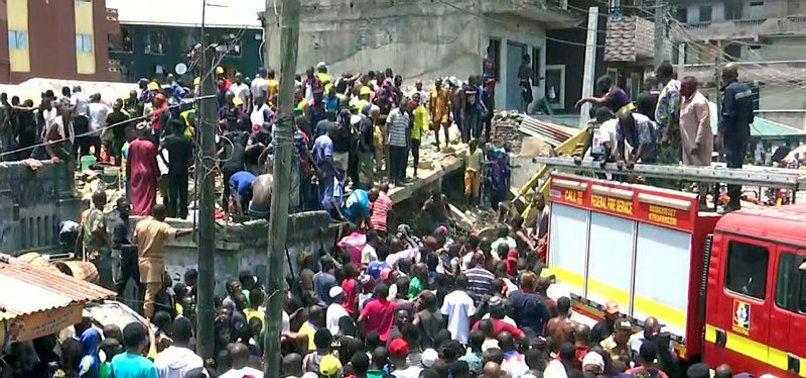 BUILDING COLLAPSES IN NIGERIAS LAGOS, MANY CASUALTIES FEARED