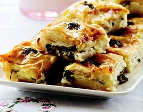 Peynirli Kapama Börek