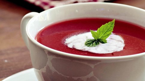Zencefilli Kızılcık Çorbası Tarifi