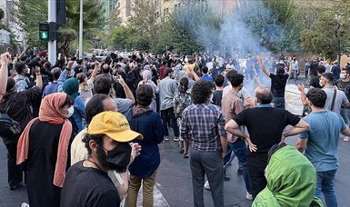 U.S. slaps new sanctions on Iranian officials over protest crackdown