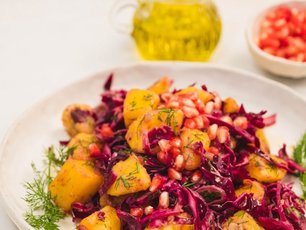 Mor Lahanalı Patates Salatası