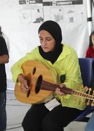 Gazze’de Çocuklar Hayata Müzikle Tutunuyor