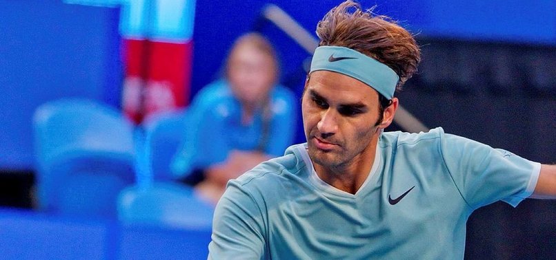 FEDERER RETURNS TO TENNIS