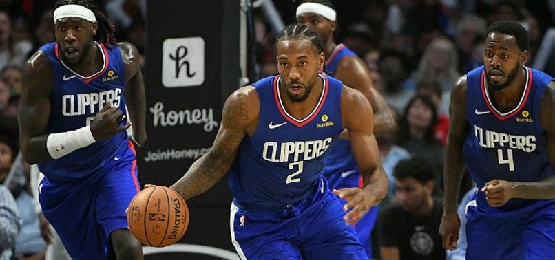 LEONARDS BIG FOURTH QUARTER LIFTS CLIPPERS OVER JAZZ