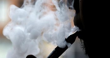 U.S. will raise age limit for vaping to 21, Trump says ahead of action next week