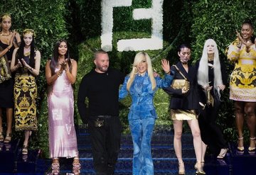 Versace x Fendi: Moda Devlerinin Tarihi Buluşması