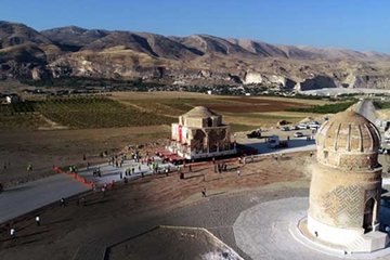 Tarihi Artuklu Hamamı taşınıyor