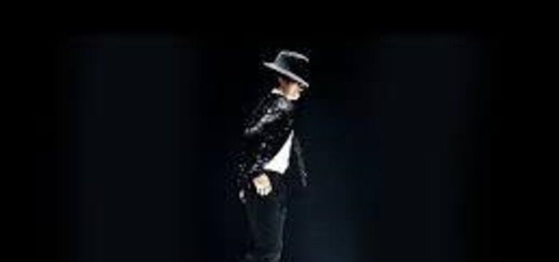 Michael Jackson's famed moonwalk fedora hat to be auctioned