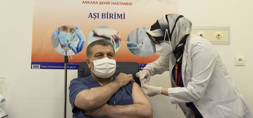 TURKEY TO BEGIN VACCINATING HEALTH PERSONNEL STARTING JAN.14