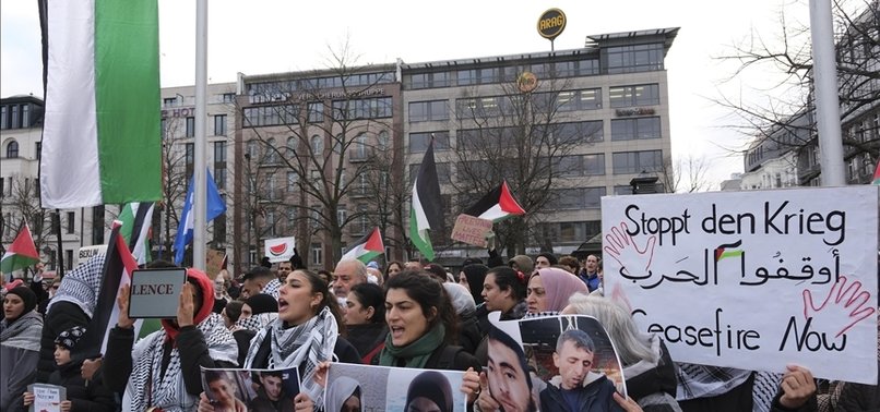 ISRAELI RESIDENTS IN BERLIN RALLY FOR CEASE-FIRE, DIPLOMATIC SOLUTIONS IN GAZA