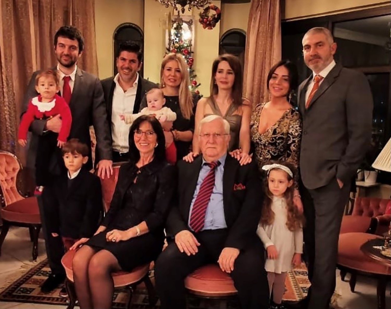 Noel Gunu Babasini Kaybetti Samdan