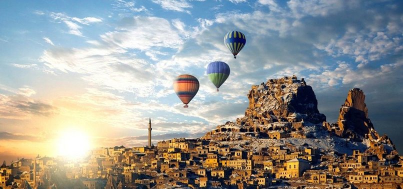 TURKEY ADDS 9 DESTINATIONS FOR HOT-AIR BALLOON RIDES