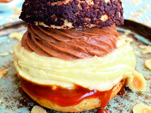 Bisküvili Profiterol