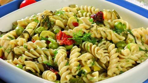 Makarna Salatası