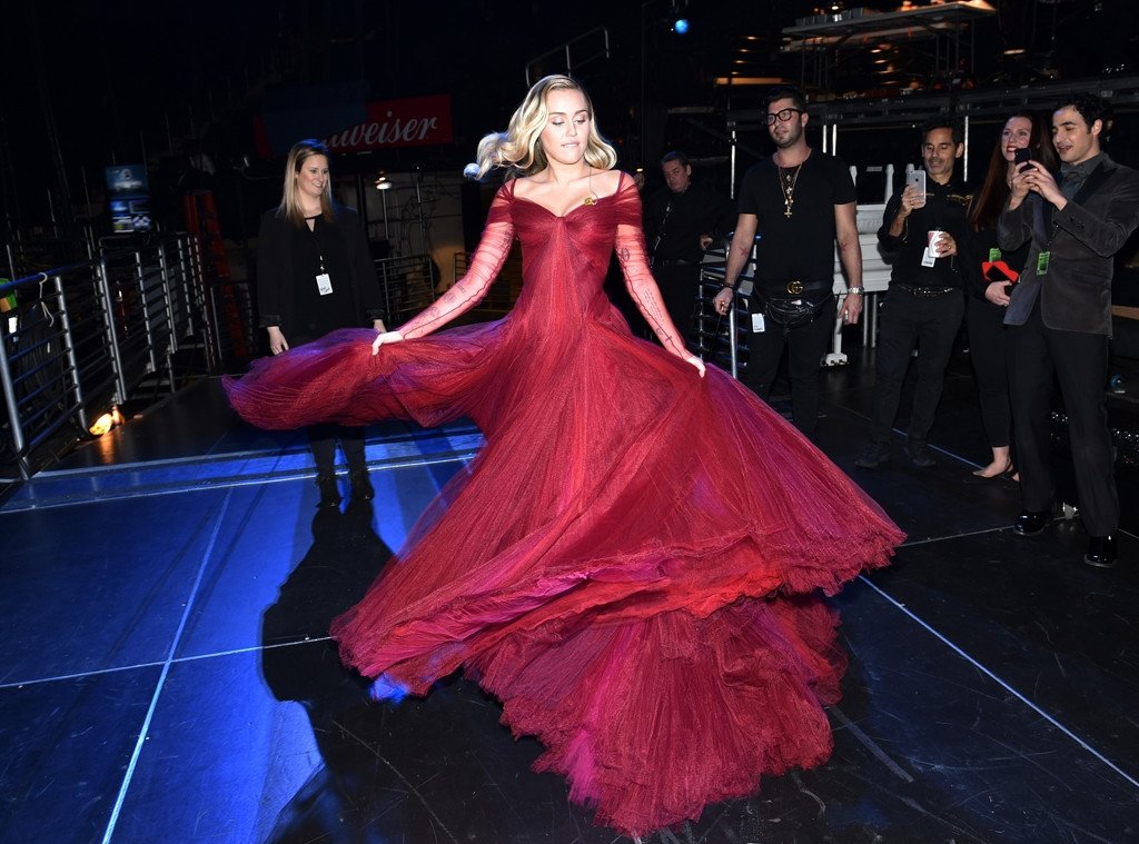 MİLEY CYRUS: HALA KENDİMİ ARIYORUM