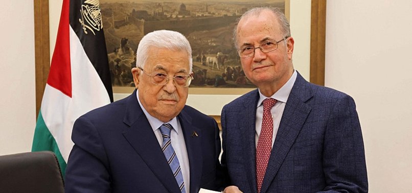 NEW PALESTINIAN GOVERNMENT SWORN IN