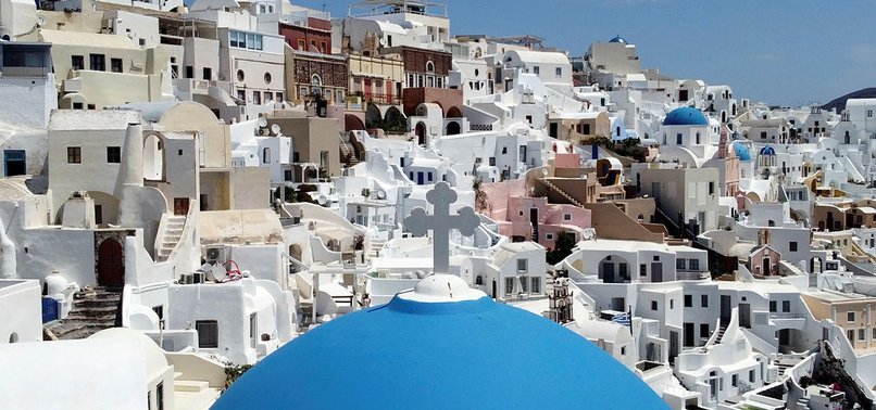 GREECE TO OPEN TO TOURISTS FROM 29 COUNTRIES FROM JUNE 15
