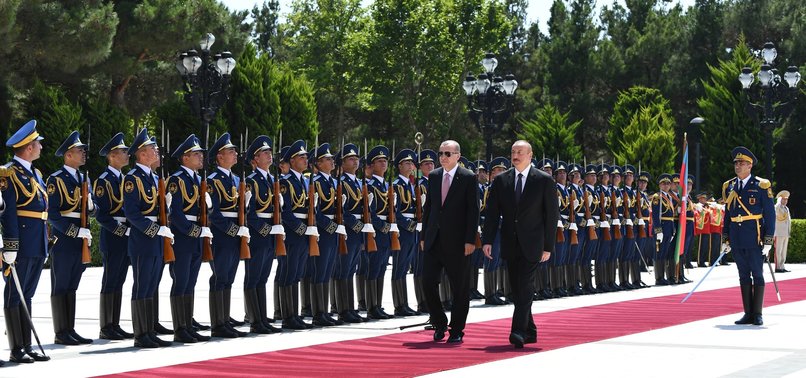 ERDOĞAN ARRIVES IN BAKU, MEETS AZERBAIJANI COUNTERPART ALIYEV IN FIRST FOREIGN VISIT AFTER RE-ELECTION