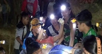 1 killed, 60 feared buried in illegal mine collapse in Indonesia