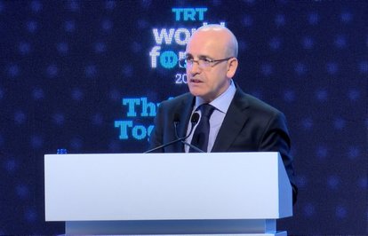 BakanŞimşek2trilyondolarıyönetenlerlebirarayageliyor