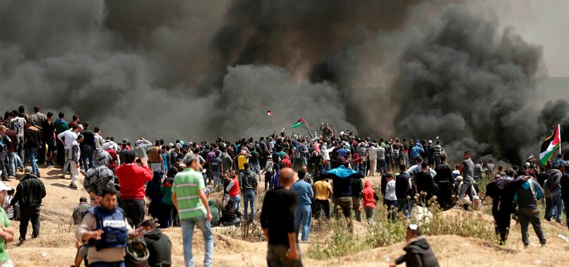 GAZANS CONVERGE ON ISRAEL BORDER FOR 2ND WEEK OF DEMOS