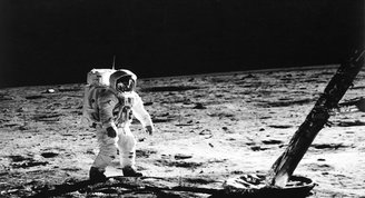 NASA, Ayda su oluşabileceğini iddia ediyor.