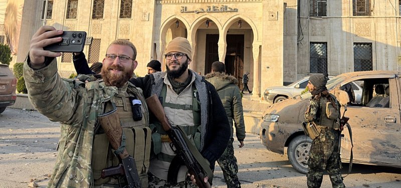 Statue of former Syrian president toppled in Hama