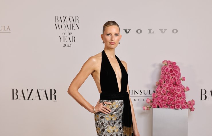 Dünyanın ilk moda dergisi unvanını taşıyan Harper's Bazaar'ın her yıl düzenlediği "Women of the Year Awards"ı bu yıl ilk defa düzenleyen Harper's Bazaar Türkiye'nin gerçekleştirdiği gecenin göz alıcı stilleri&hellip;
