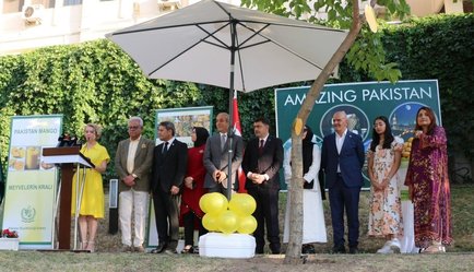 Mango Festivali Ankaraya Pakistandan Tatlı Bir İkram Sundu