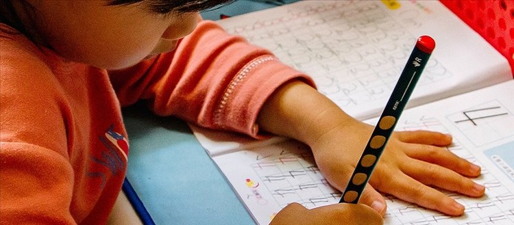 Okul öncesinde okumayı yanlış öğrenme çocukların kariyer seçimini etkileyebilir