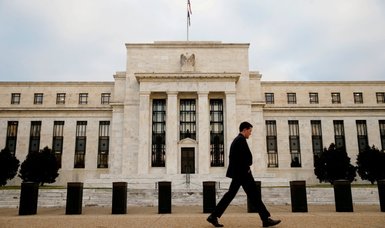 U.S. Fed considers easing access to discount window to help banks - Bloomberg News