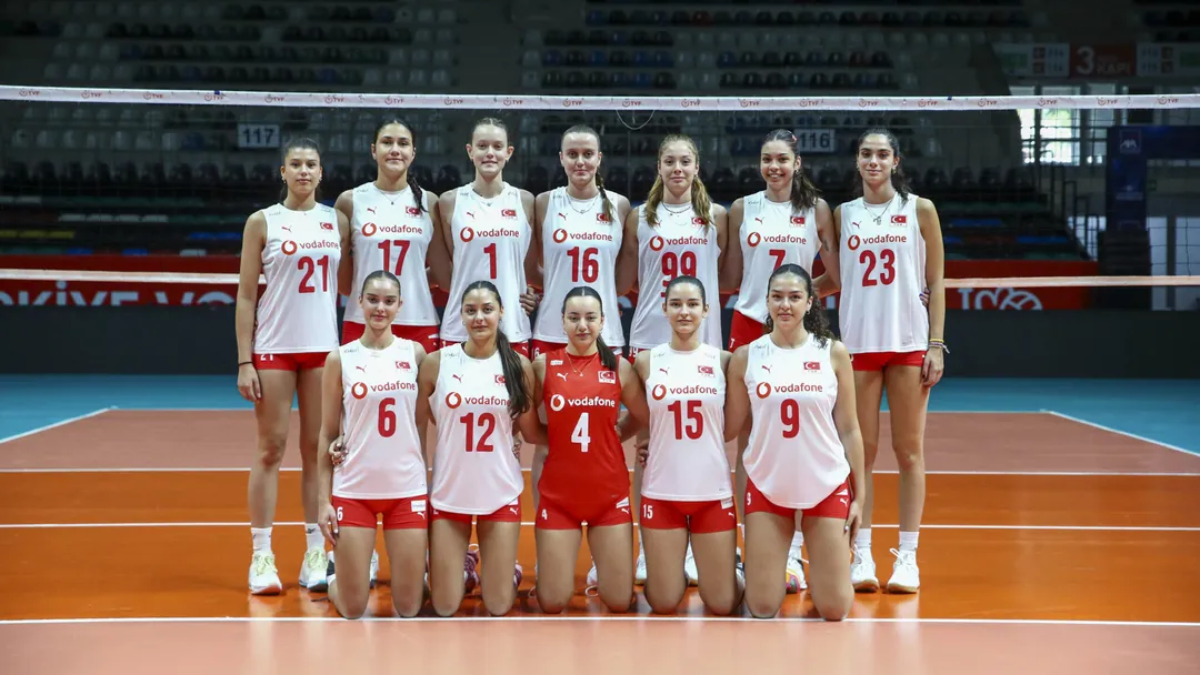 U17 KADIN MİLLİ VOLEYBOL TAKIMI 2026 FIVB U17 KIZLAR DÜNYA ŞAMPİYONASI’NDA DÜNYA İKİNCİSİ OLDU.