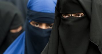 Swiss region overwhelmingly votes for 'burqa ban'