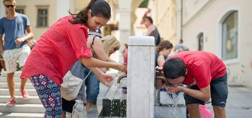 GERMANY PLANS MORE FREE DRINKING WATER FOUNTAINS IN PUBLIC SPACES