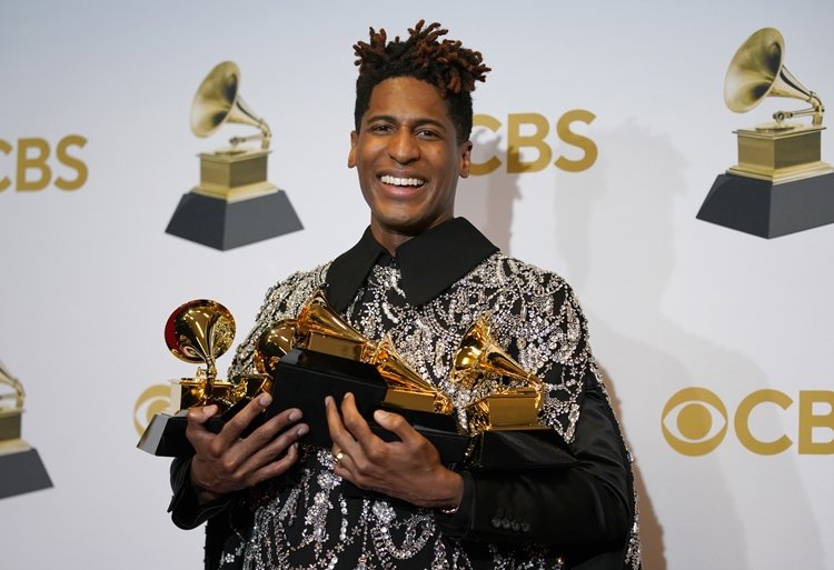 64. GRAMMY ÖDÜLLERİ’NİN SAHİPLERİ BELLİ OLDU