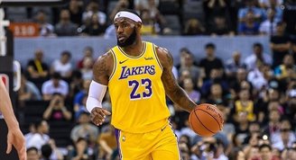 NBAde Lakers Nuggets karşısında LeBron James ile kazandı