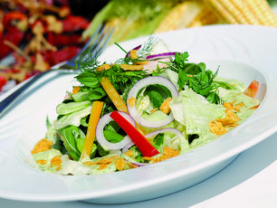 Kişniş Soslu Tako Salata