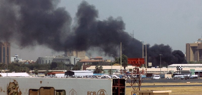 Saudi Arabia, Egypt suspend flights to Khartoum amid unrest