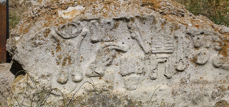 Hieroglyphics discovered in central Turkey describe achievements of Hittite King