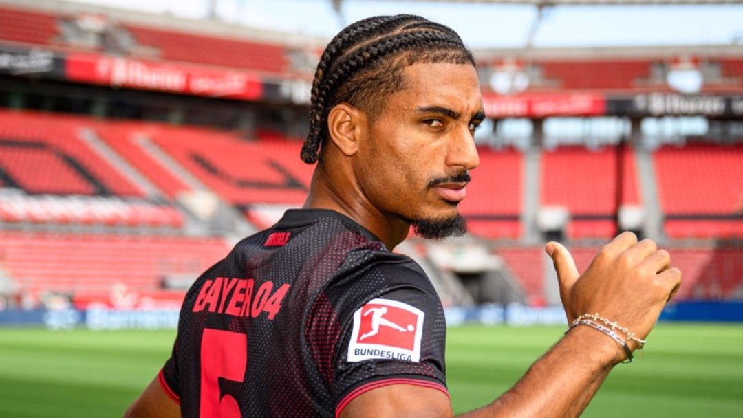 LOIC BADE BAYER LEVERKUSEN’DE